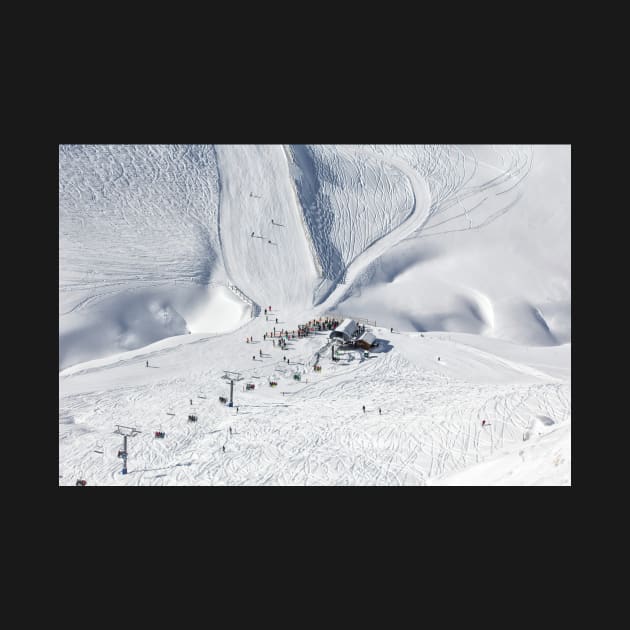 Saddle Chairlift at Treble Cone by charlesk