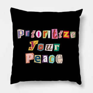 Magazine art Pillow