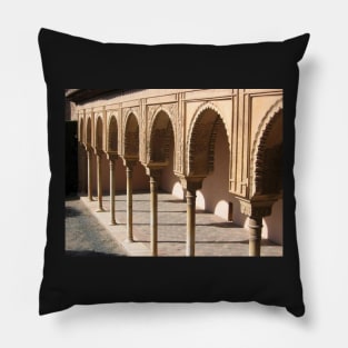 A delicate line of arches Pillow