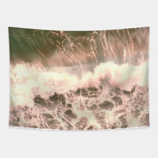 Vintage Crashing Waves Tapestry