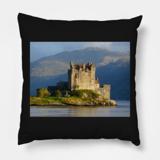 Eilean Donan Castle Pillow