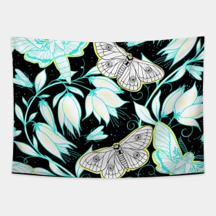 ABSTRACT FLOWER PATTERN Tapestry