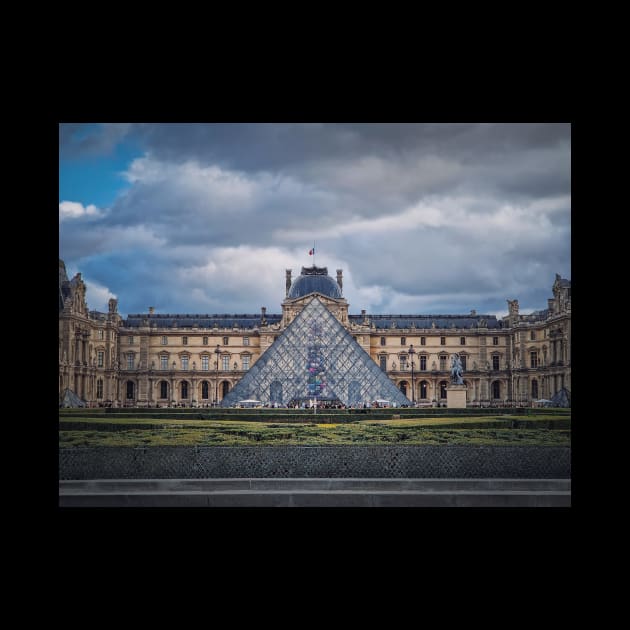 Louvre by psychoshadow