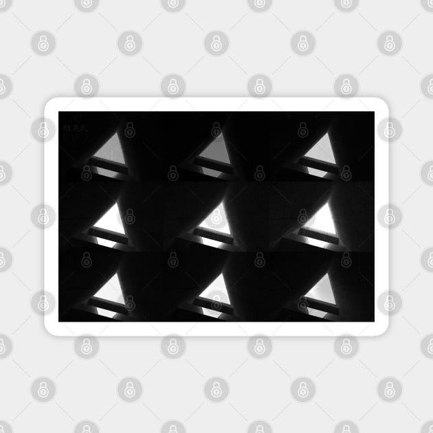 SNJ - Triangular moods – Black & White version + Carbon Black background color (◕‿◕✿) Magnet by SNJ 新農氏