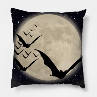 bats flying in moon light Pillow