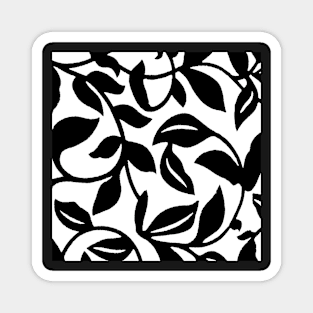 LEAVES AND VINES IN BLACK AND WHITE PATTERN Magnet