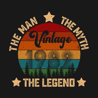 Father's Day Shirt Vintage 1982 The Men Myth Legend 38th Birthday Gift T-Shirt