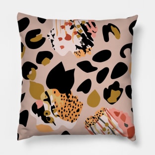 Modern abstract rose and leopard texture beige Pillow