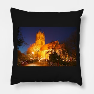 Überwasserkirche, church, Christmas market, Munster, city, Westphalia Pillow