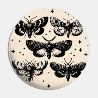 Moth, art, Sfingide Acherontia atropos, with flowers, witch, Halloween, magic, witchcraft, Wiccaoth, Sfingide Acherontia atropos, with flowers, witch, Halloween, magic, witchcraft, Wicca Pin