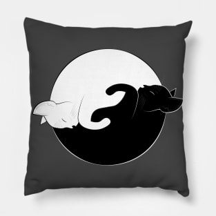 yin yang cats Pillow