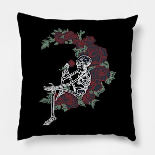 Skull moon Pillow