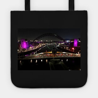 The River Tyne at night Tote