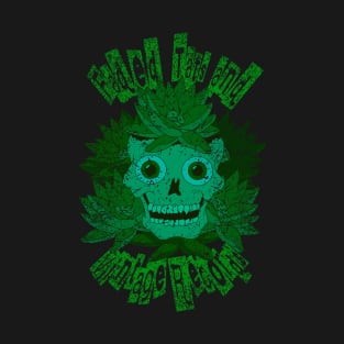 Faded Tats and Vintage Records - Retro 80s Vintage Skull Design Green T-Shirt