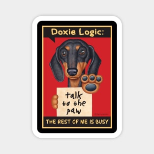 Dachshund talk to the paw Magnet