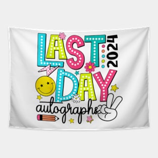 Last Day Autographs 2023-2024 Retro Last Day Of School Tapestry