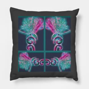 Organic Abstract design Pillow