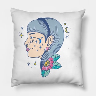 Piercing girl Pillow