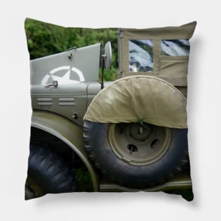 Dodge WC, wartime truck. 'Beeps', vintage war vehicles Pillow