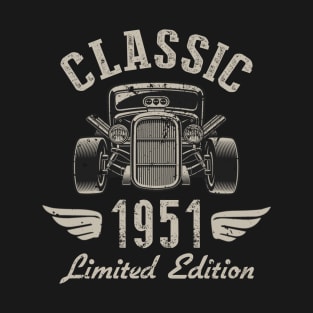 71 Year Old Gift Classic 1951 Limited Edition 71st Birthday T-Shirt