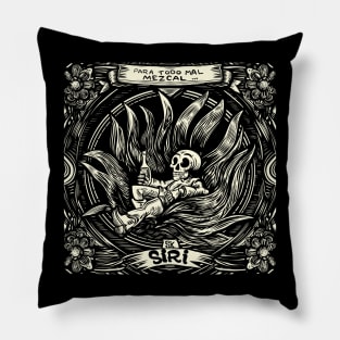 King mezcal / PAra todo mal mezcal por sirako Pillow