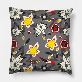 Floral pattern with flowers and leaves Pillow