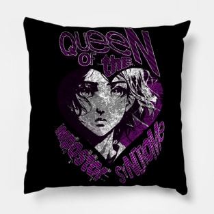 Queen of the impostor syndrome Pillow