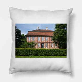 Schoenebeck Castle, Bremen Pillow