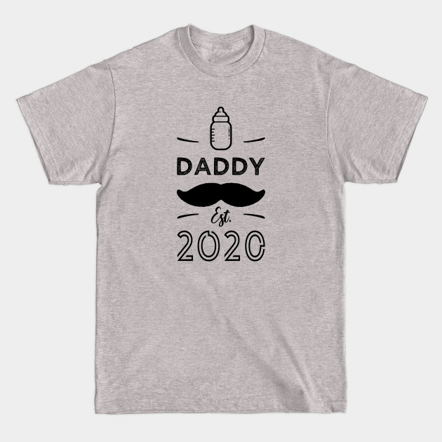 Disover Daddy Est 2020 - Pregnancy Announcement - T-Shirt