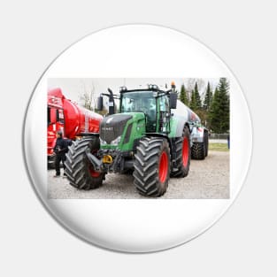 Fendt 828 Vario - MAN Trucknology Days Pin