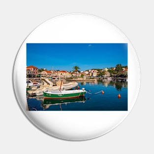 Vrboska Pin