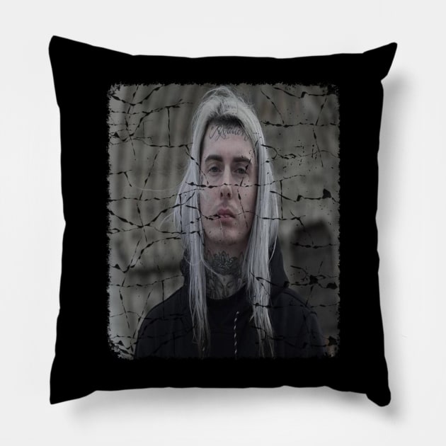 ghosteeeemaneee vintage crack Pillow by firuyee.official.designs