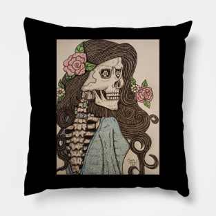 Beauty queen Pillow