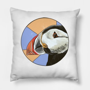 Puffin - Circle edit Pillow