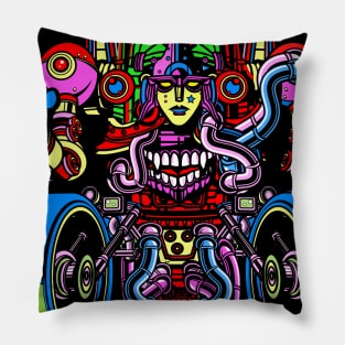 Runaway Queen Raw Pillow