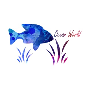 Fish and algae. The world of the ocean. T-Shirt