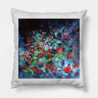 Poppies in the garden Pillow