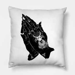 praying hands of the dark lord Pillow