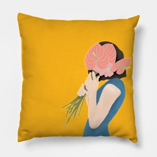 flower shield girl Pillow