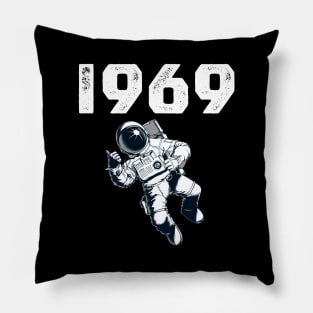 Apollo 11 Landing 51st Anniversary Man on the Moon - 1969 2020 DREAMS COME TRUE Pillow