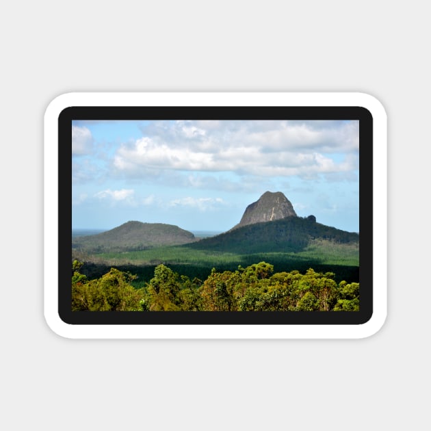 Australie - Glass House Mountains Magnet by franck380