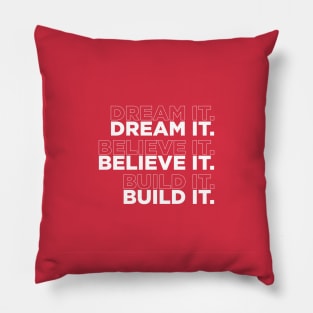 This design that wants you to make it! Pillow