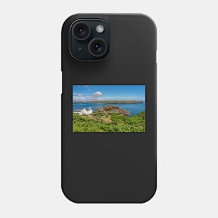 A view towards the white farmhouse on RSPB Ramsey Island, Pembrokeshire Phone Case