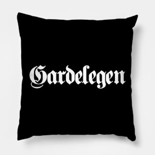 Gardelegen written with gothic font Pillow