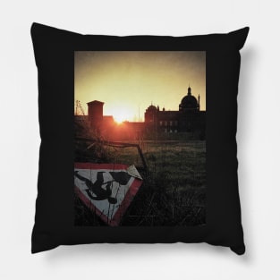 Glasgow Sunset Pillow