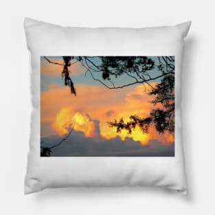 Touch me in the sky Pillow