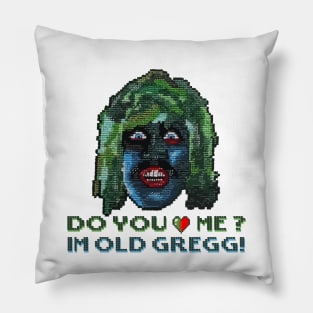 im old gregg Pillow