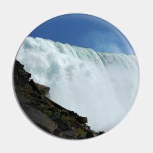 Niagara Falls Close Pin