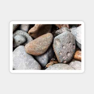 Cobble Stone High On Beach Edge - Alternative Magnet