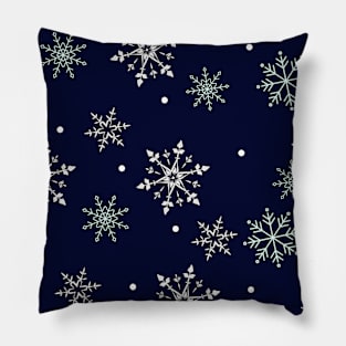 Pretty snowflakes Pillow